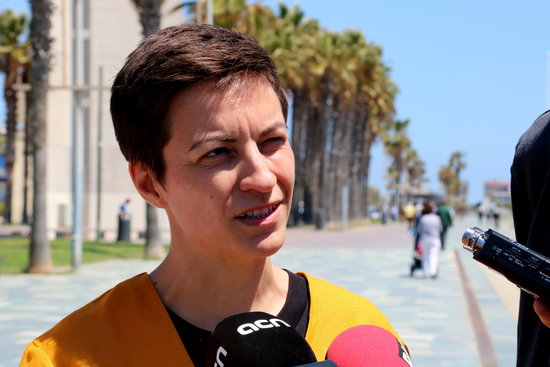 Ska Skeller speaks to the press in Castelldefels on Monday (Gemma Sánchez/ACN)